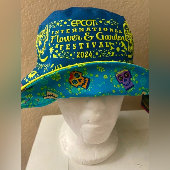 2024 Disney Parks Epcot Flower & Garden Festival Coco Reversible Bucket Hat NWT - Picture 4 of 9